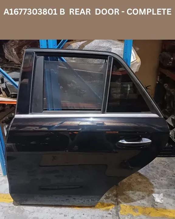 REAR  DOOR RH - COMPLETE